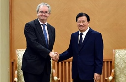 Phó Thủ tướng Trịnh Đình Dũng tiếp Phó Chủ tịch Ngân hàng Đầu tư châu Âu 